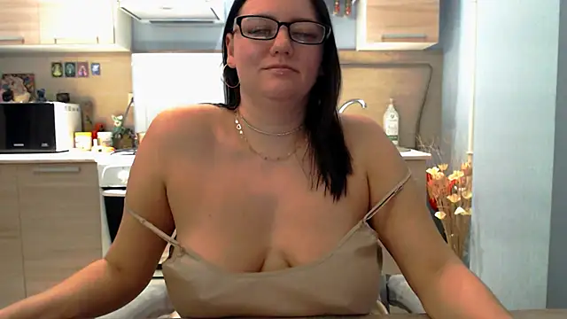 Snapshot of Sophy__soft chatting on February 8, 2025, 6:12 pm Sophy soft online show from February 8, 2025, 6:12 pm