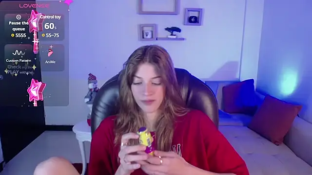 Nora Vennucci online show from December 24, 2024, 7:00 pm