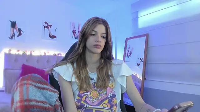 Nora Vennucci online show from May 24, 2026, 1:16 pm