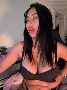 Anily Lovely online show from February 14, 2026, 6:15 pm