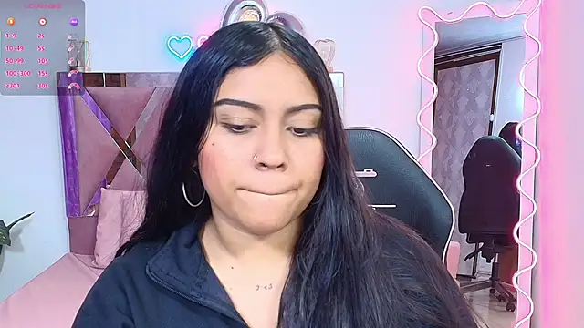 kendra tay online show from October 19, 2025, 3:29 am