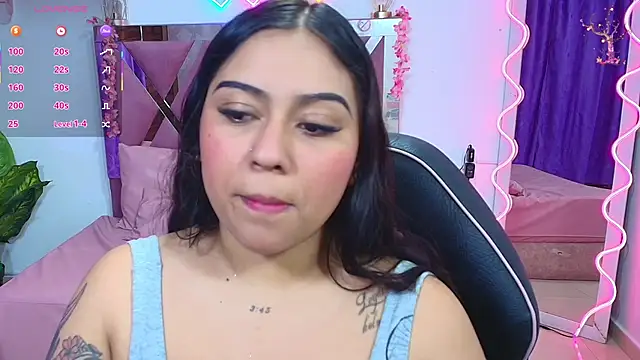 kendra tay online show from November 18, 2025, 3:12 am