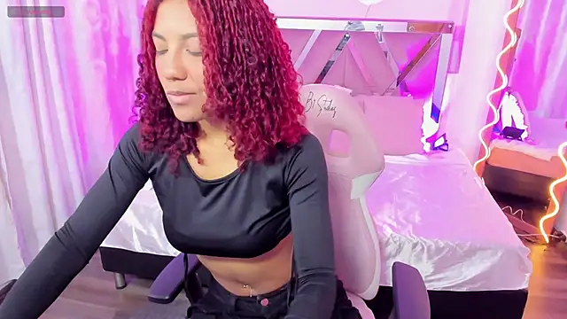 Daphnne tay online show from February 19, 2025, 3:17 am