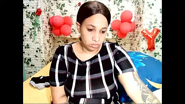 Indian candyXX online show from February 12, 2025, 4:33 pm