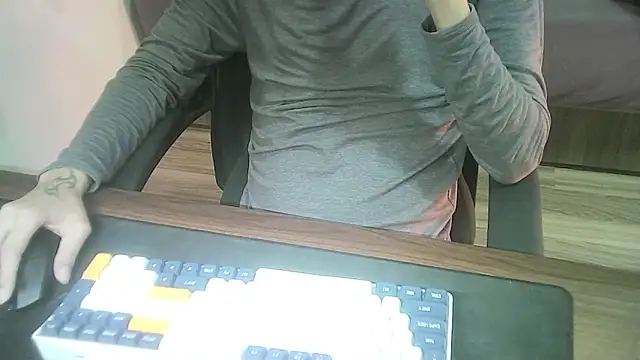 Snapshot of Ryan67533 chatting on February 1, 2026, 11:20 am Ryan67533 online show from February 1, 2026, 11:20 am