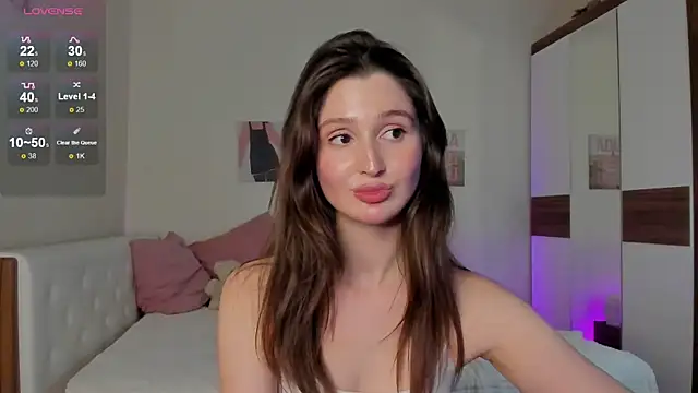 Snapshot of tender_babyy chatting on January 31, 2025, 5:32 pm tender babyy online show from January 31, 2025, 5:32 pm