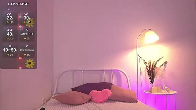 Snapshot of tender_babyy chatting on October 7, 2025, 12:46 pm tender babyy online show from October 7, 2025, 12:46 pm