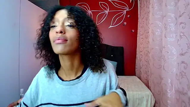 Zia Green online show from February 24, 2025, 12:05 pm