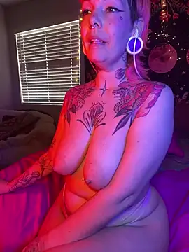 GoldieBakeman online show from February 17, 2025, 5:10 pm