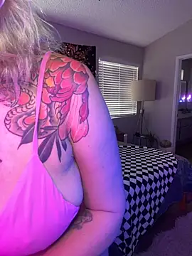 GoldieBakeman online show from September 29, 2025, 5:07 pm