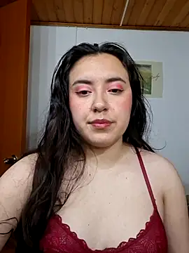Snapshot of Emi_chik chatting on June 20, 2026, 5:10 am Emi chik online show from June 20, 2026, 5:10 am