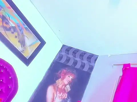 Eyleen Santos online show from November 24, 2025, 7:35 pm