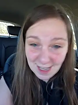 AmazingCurvy online show from February 25, 2026, 1:43 pm