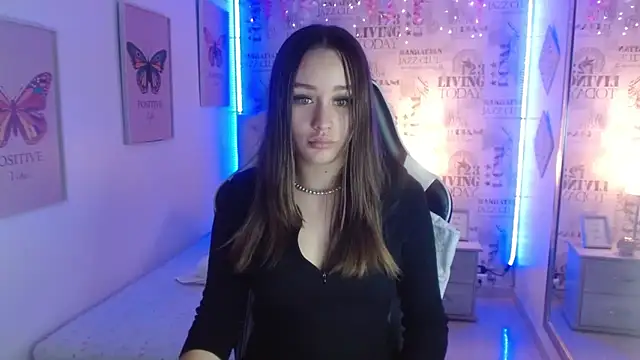 Ivyy Crystal online show from March 10, 2025, 9:29 pm