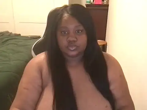 explosivekitty69 online show from November 3, 2025, 7:20 am