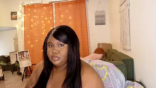 explosivekitty69 online show from November 25, 2025, 4:34 am