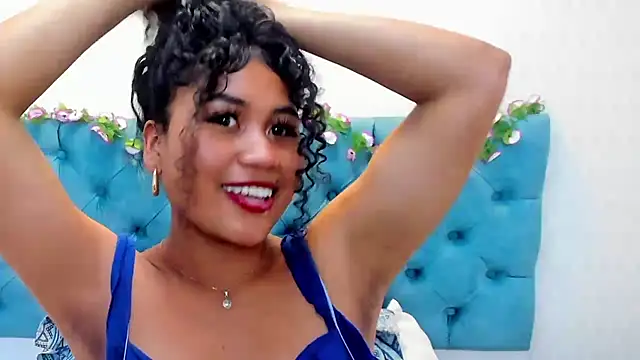 Sophie Smith69 online show from January 4, 2025, 4:11 pm