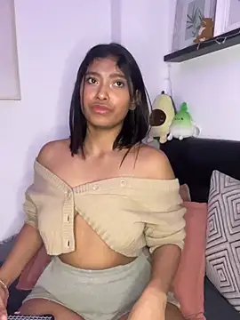 Isabella fasilier online show from January 25, 2025, 4:56 am