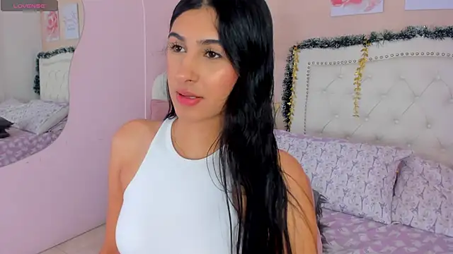 Snapshot of Ashley_Evans18 chatting on December 28, 2024, 11:30 am Ashley Evans18 online show from December 28, 2024, 11:30 am