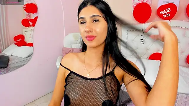 Snapshot of Ashley_Evans18 chatting on February 17, 2025, 5:43 pm Ashley Evans18 online show from February 17, 2025, 5:43 pm