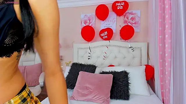 Snapshot of Ashley_Evans18 chatting on February 20, 2025, 11:42 am Ashley Evans18 online show from February 20, 2025, 11:42 am