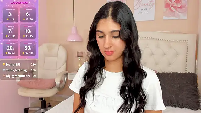 Snapshot of Ashley_Evans18 chatting on February 27, 2025, 6:42 pm Ashley Evans18 online show from February 27, 2025, 6:42 pm