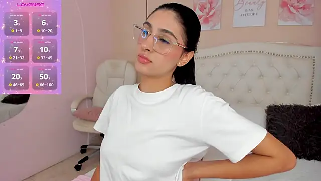 Snapshot of Ashley_Evans18 chatting on February 28, 2025, 11:58 am Ashley Evans18 online show from February 28, 2025, 11:58 am