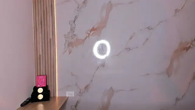 Snapshot of Ashley_Evans18 chatting on September 10, 2025, 1:11 pm Ashley Evans18 online show from September 10, 2025, 1:11 pm