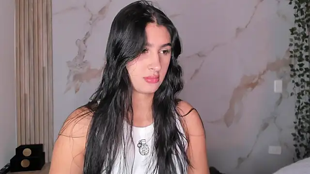 Snapshot of Ashley_Evans18 chatting on September 18, 2025, 12:29 pm Ashley Evans18 online show from September 18, 2025, 12:29 pm