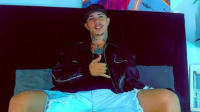 HannibalLester online show from November 30, 2025, 4:16 am