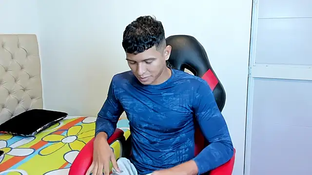 yei-sant online show from November 11, 2025, 3:06 am