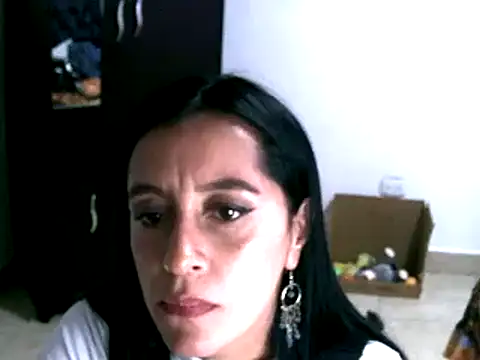 Snapshot of hailey85 chatting on December 1, 2024, 9:59 pm hailey85 online show from December 1, 2024, 9:59 pm