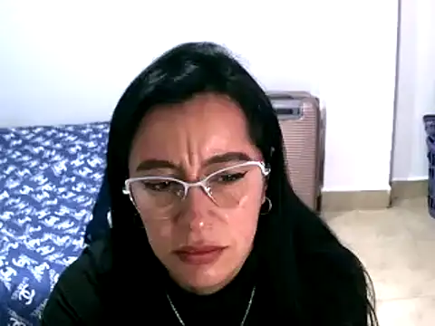 Snapshot of hailey85 chatting on January 3, 2025, 8:01 pm hailey85 online show from January 3, 2025, 8:01 pm