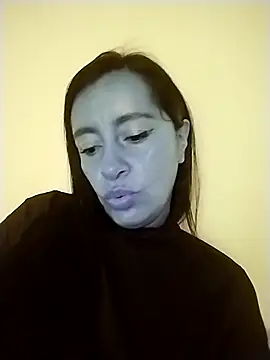 Snapshot of hailey85 chatting on February 21, 2025, 1:11 pm hailey85 online show from February 21, 2025, 1:11 pm