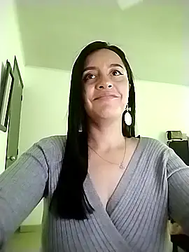 Snapshot of hailey85 chatting on October 1, 2025, 8:37 pm hailey85 online show from October 1, 2025, 8:37 pm