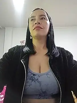 hailey85 online show from July 8, 2026, 10:25 pm