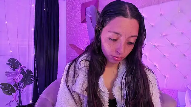 Snapshot of sadashi_moon_ chatting on February 21, 2025, 11:54 pm sadashi moon online show from February 21, 2025, 11:54 pm
