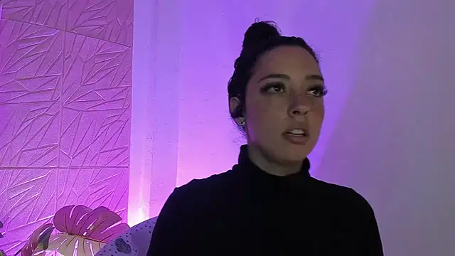 Snapshot of sadashi_moon_ chatting on March 12, 2025, 12:53 am sadashi moon online show from March 12, 2025, 12:53 am