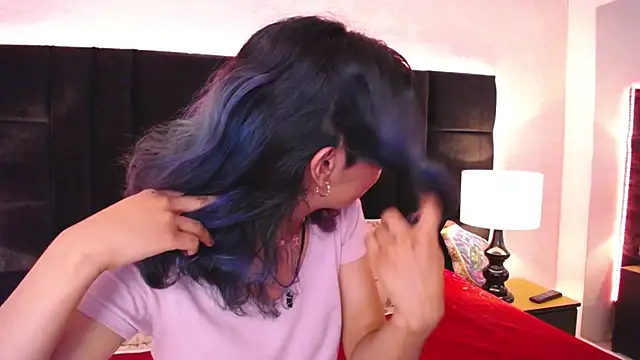 Snapshot of Akane_Uwu chatting on February 1, 2025, 6:40 pm Akane Uwu online show from February 1, 2025, 6:40 pm