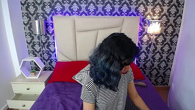 Snapshot of Akane_Uwu chatting on February 27, 2025, 7:26 pm Akane Uwu online show from February 27, 2025, 7:26 pm