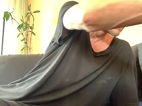 Bula94193 online show from February 25, 2026, 12:04 pm