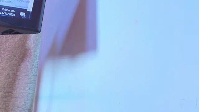 dafne queenn online show from November 13, 2025, 12:48 pm