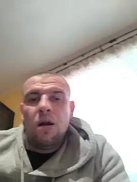 Snapshot of Regularfucker28 chatting on March 9, 2026, 8:40 am Regularfucker28 online show from March 9, 2026, 8:40 am