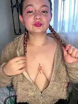 Naiara Sex  online show from March 18, 2026, 10:35 pm