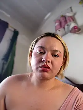 Naiara Sex  online show from June 3, 2026, 9:53 pm