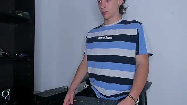 Dimitri higth420 online show from December 18, 2025, 12:49 am