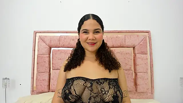 zoee lovv online show from December 11, 2024, 3:13 am