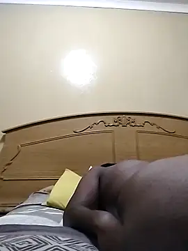 Snapshot of zipeqengeshe21 chatting on January 6, 2025, 3:42 am zipeqengeshe21 online show from January 6, 2025, 3:42 am