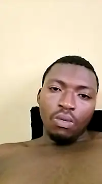 Snapshot of zipeqengeshe21 chatting on February 19, 2025, 12:11 pm zipeqengeshe21 online show from February 19, 2025, 12:11 pm