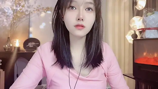 Snapshot of xiaodaibabyy chatting on December 25, 2024, 10:39 am xiaodaibabyy online show from December 25, 2024, 10:39 am